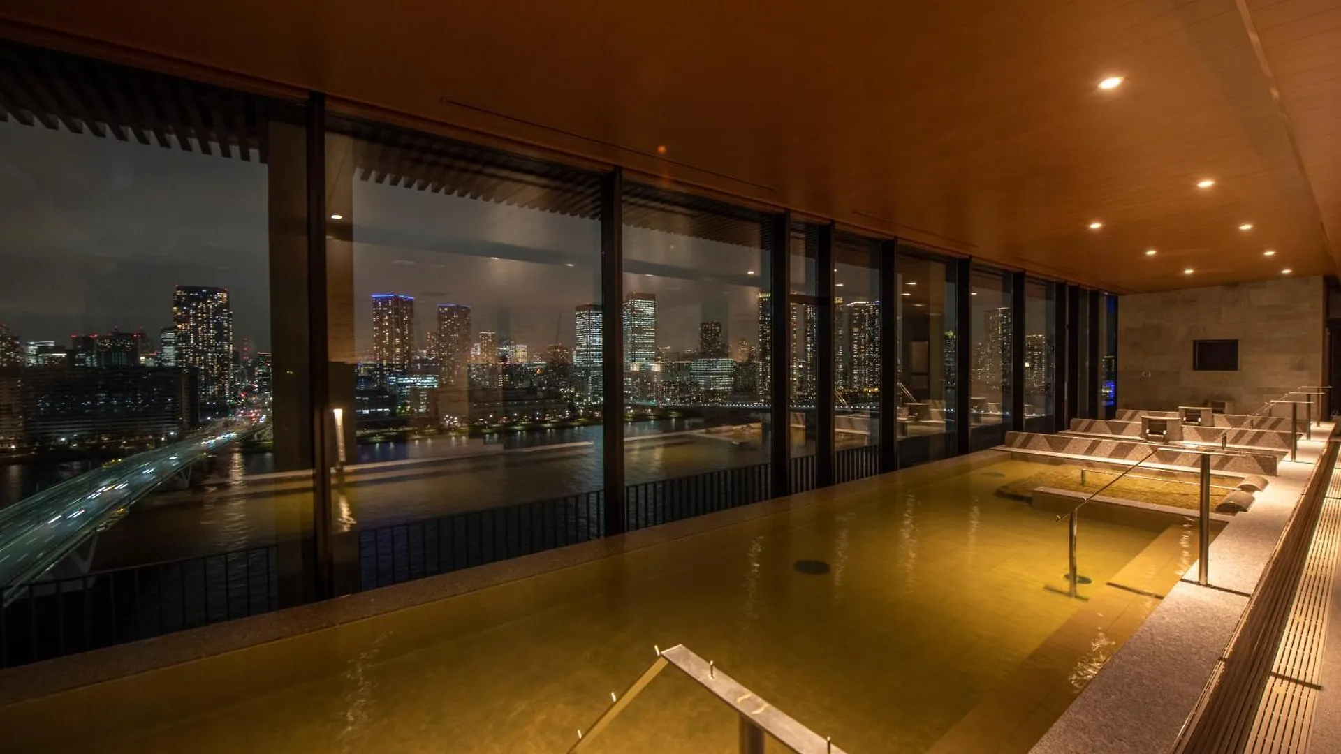 La Vista Tokyo Bay 호텔