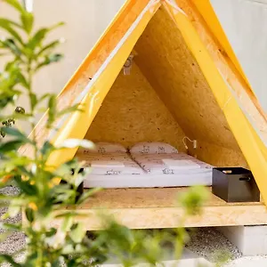 https://the-fuzzy-log.hotels-in-ljubljana.com