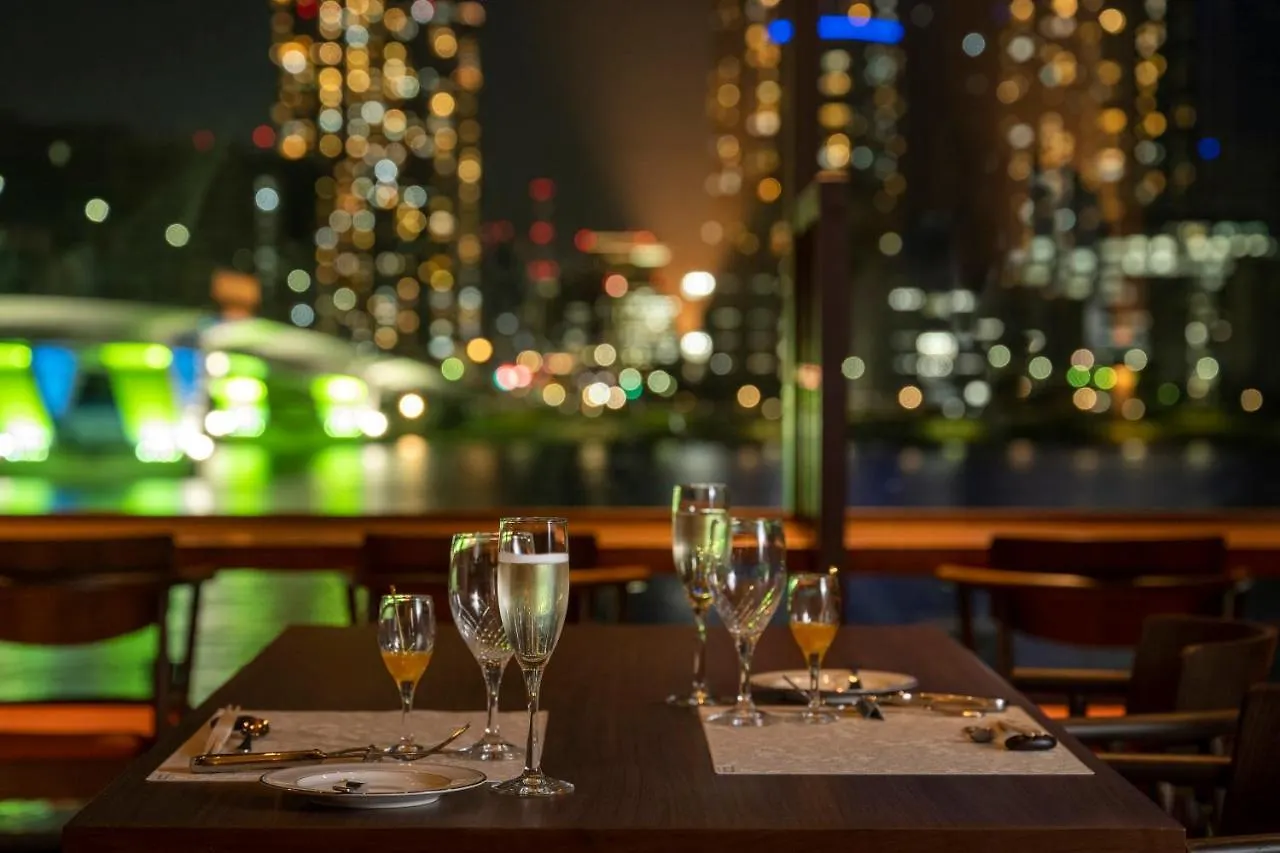 La Vista Tokyo Bay Otel