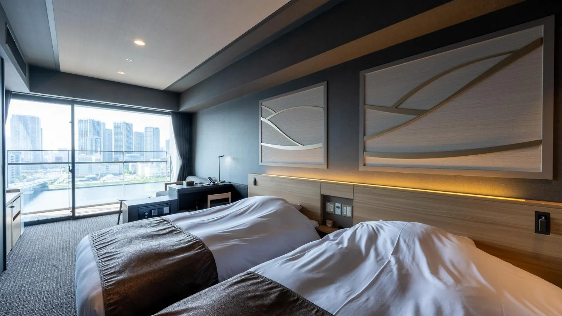 La Vista Tokyo Bay Otel