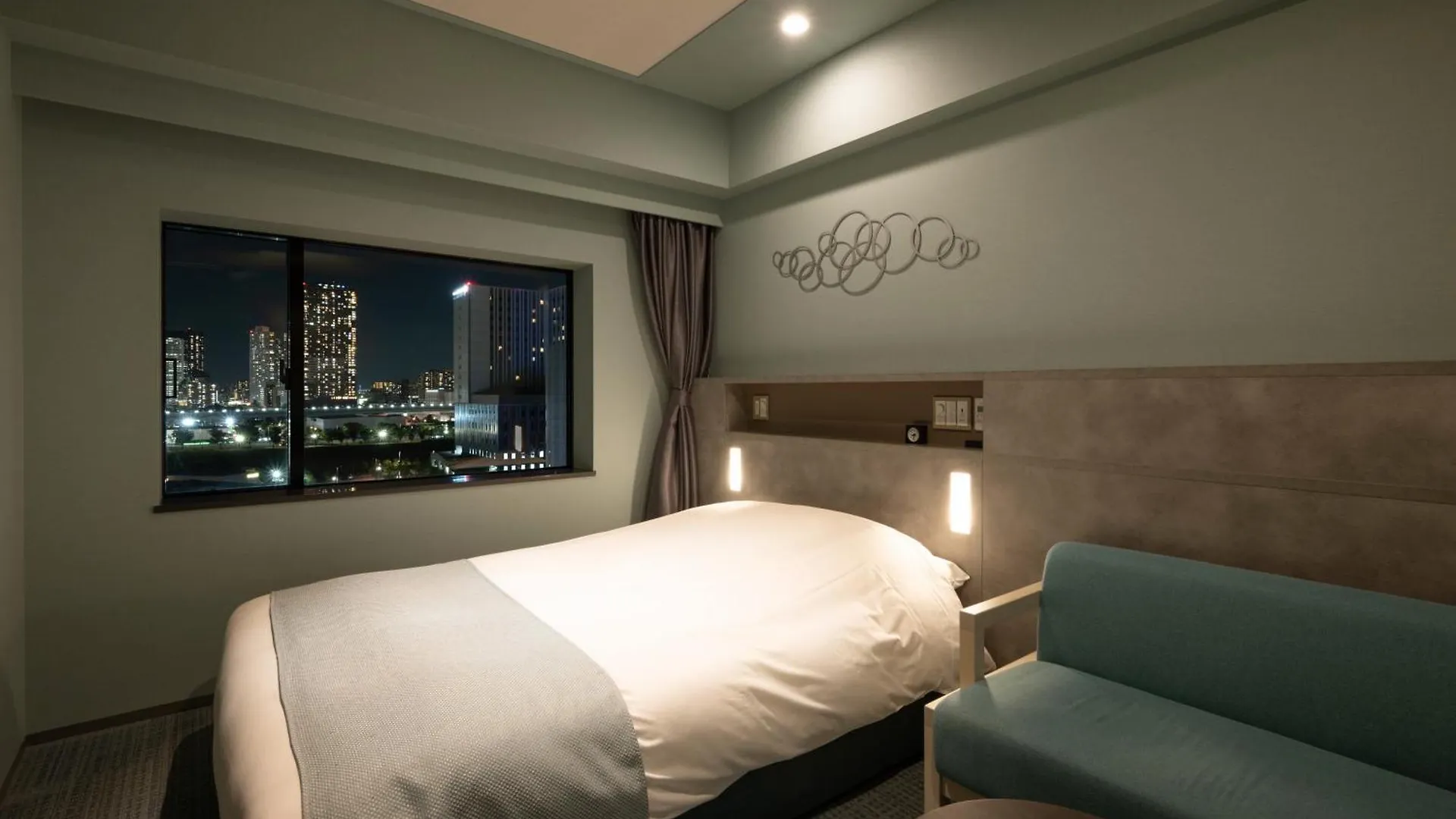 La Vista Tokyo Bay Otel